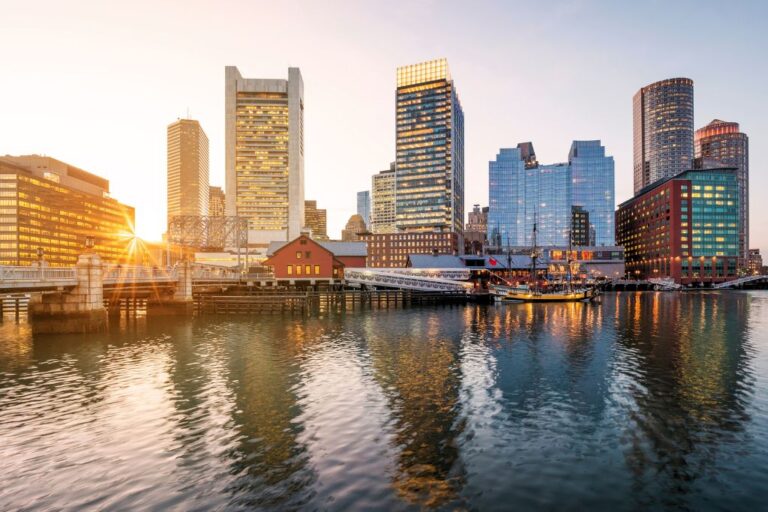 Is Boston Worth Visiting? 19 Reasons Why You Should + Tips